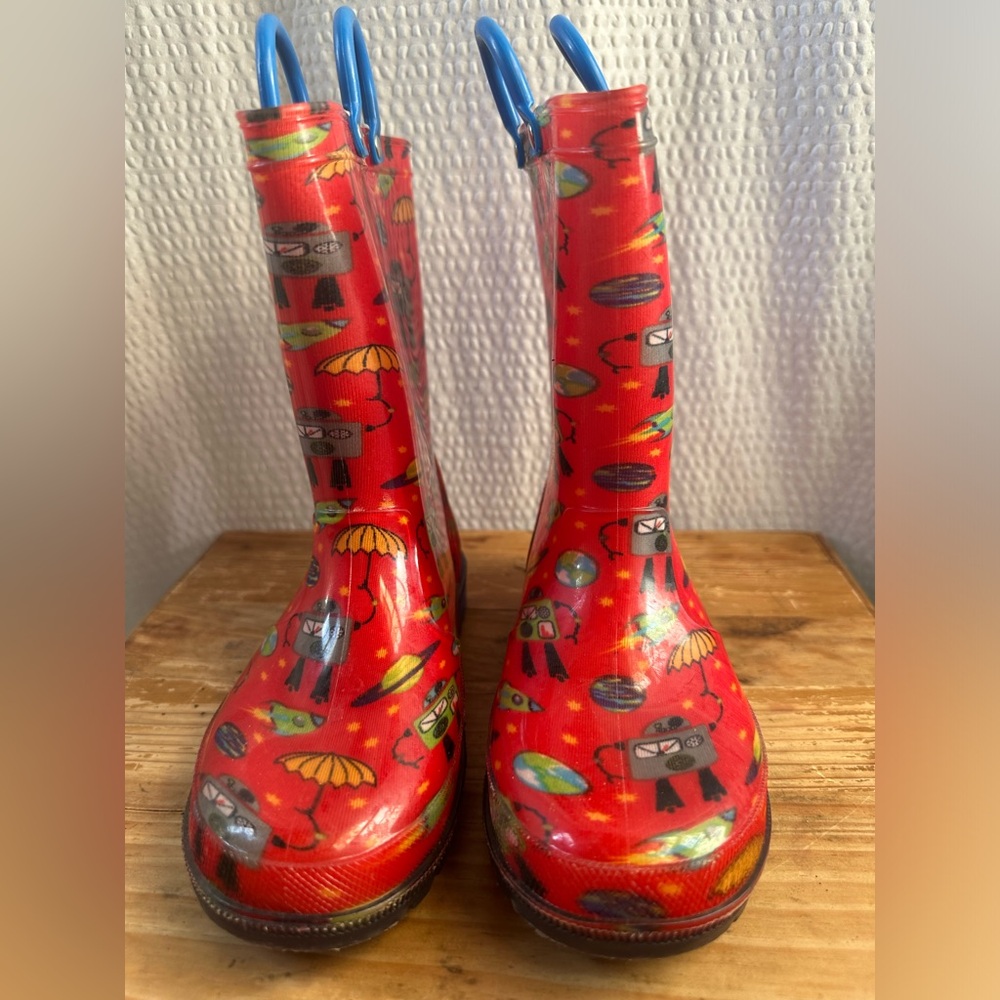 Lilly Of New York Kids Size 13 Red MultiColor Robots Rain boots